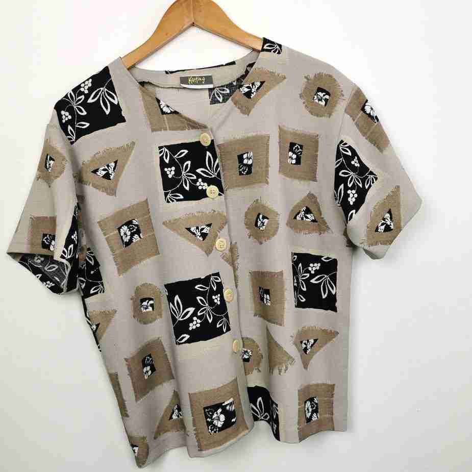 Vintage Bluse L Boxyfit Crop - Karting Damen Vintage Bluse L boxyfit crop, Hemden Frauen Crazy Pattern karting damen vintage bluse kastenformig bedruckt crop l details vorne