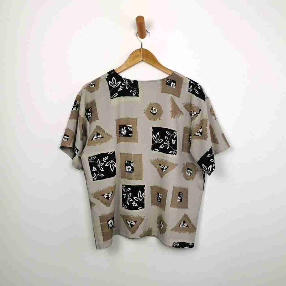Vintage Bluse L Boxyfit Crop - Karting Damen Vintage Bluse L boxyfit crop, Hemden Frauen Crazy Pattern karting damen vintage bluse kastenformig bedruckt crop l rueckseite