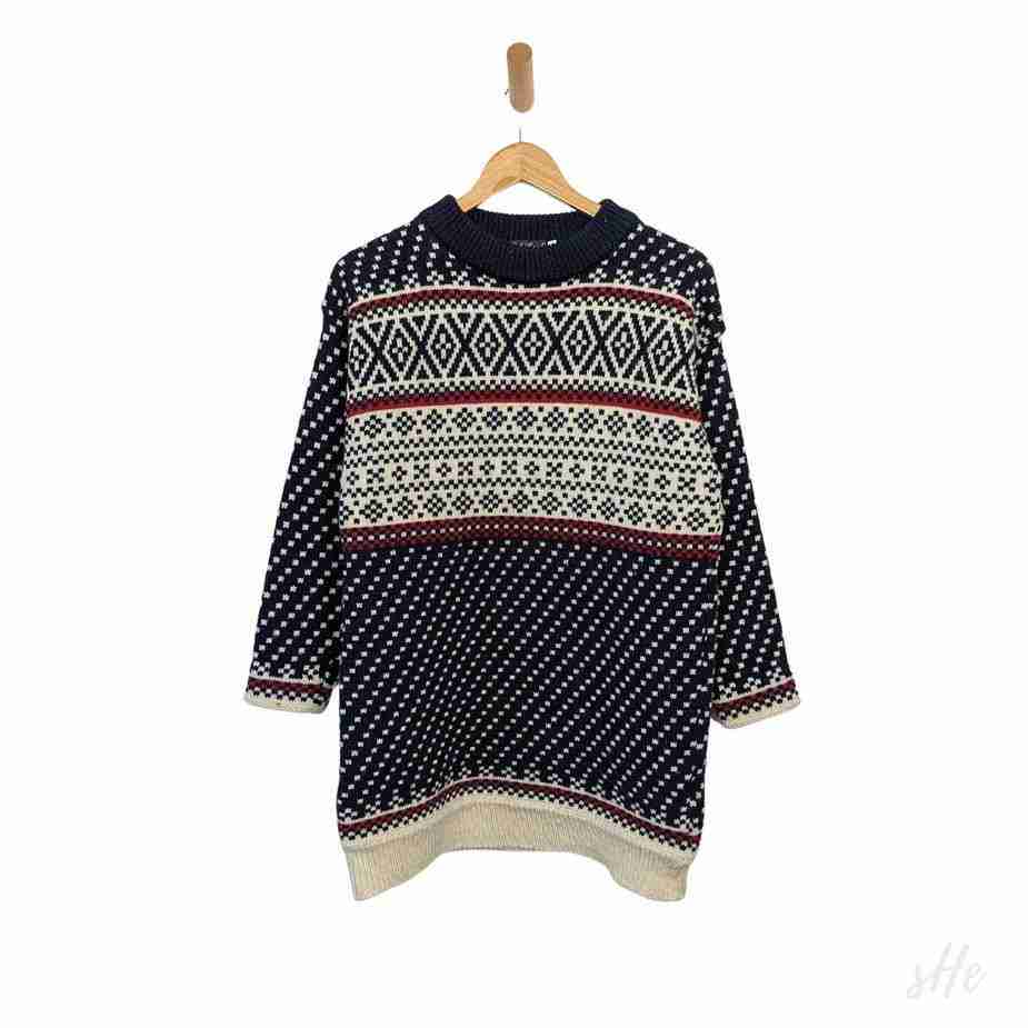 80er Vintage Pullover M tall: Handgefertigt aus reiner Wolle Norwegerstye Made in England vintage pullover norwegerstyle frontansicht