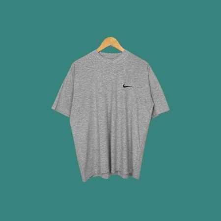 nike vintage t shirt medium mini swoosh