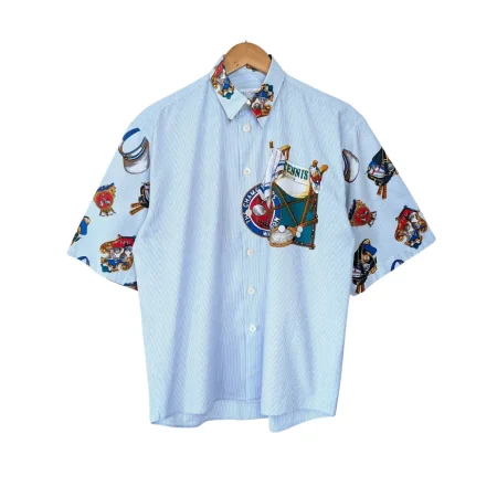 Vintage Tennis Hemd mit Wimbledon All-Over Print aus den 90ern in Hellblau